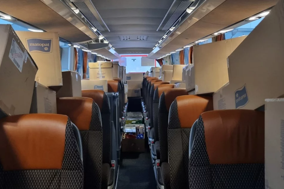 Świąteczny transport z pomocą humanitarną dotarł do Truskawca - zdjęcie 4