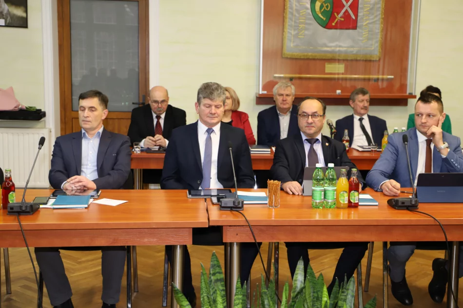 Informacja o XXVIII sesji Rady Gminy Limanowa - zdjęcie 10