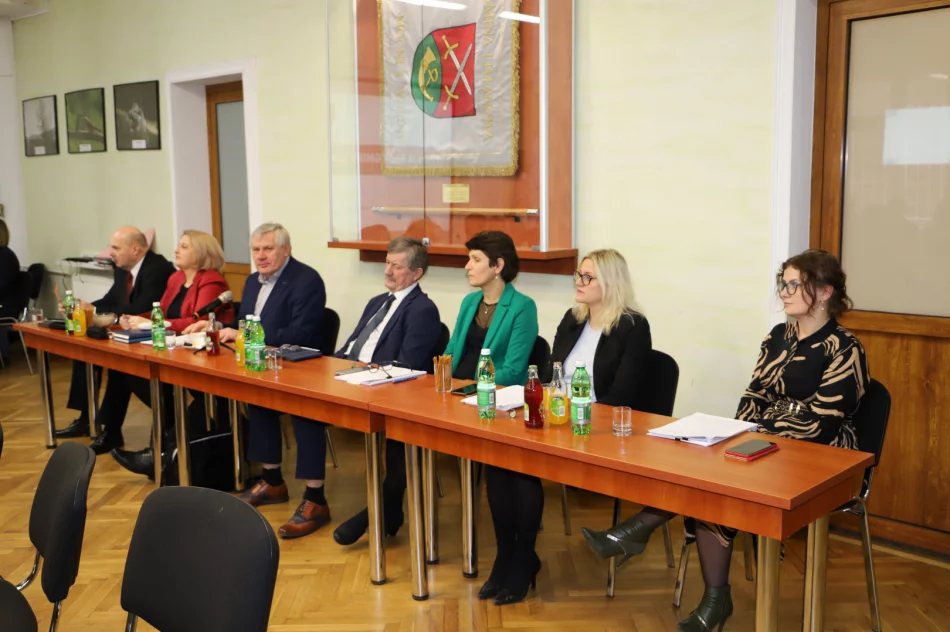 Informacja o XXVIII sesji Rady Gminy Limanowa - zdjęcie 16