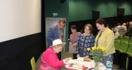 Mroźne grudniowe popołudnie w towarzystwie Emilii Krakowskiej w limanowskiej bibliotece - zdjęcie 5