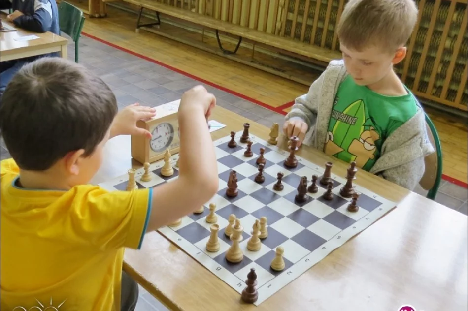 Turniej Szachowy z okazji Dnia Dziecka - zdjęcie 2