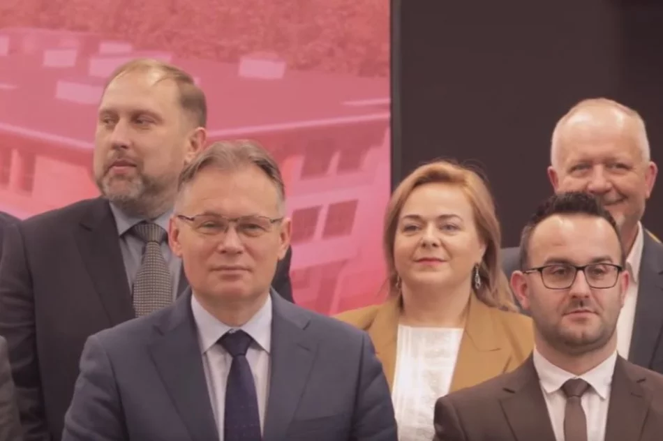 Umowa na budowę bazy WOT podpisana - zdjęcie 4