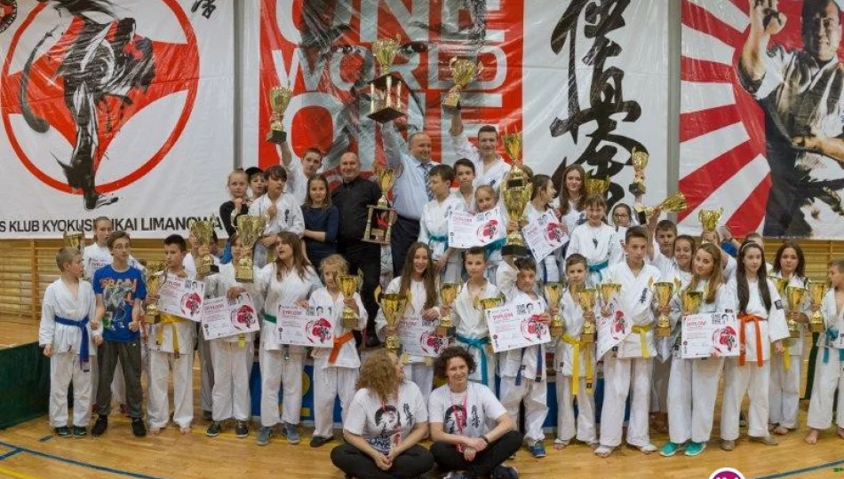 Międzynarodowy Turniej Karate Kyokushin Dzieci i Młodzieży ONE WORLD ONE KYOKUSHIN - zdjęcie 1