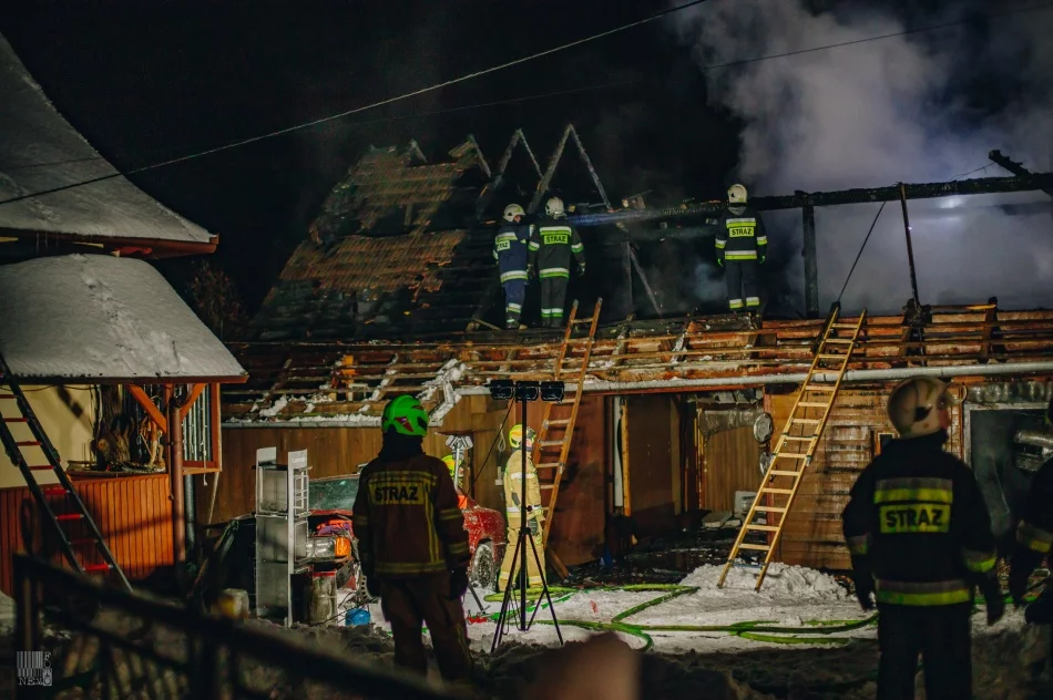 Z ogniem walczyło 43 strażaków - zdjęcie 3
