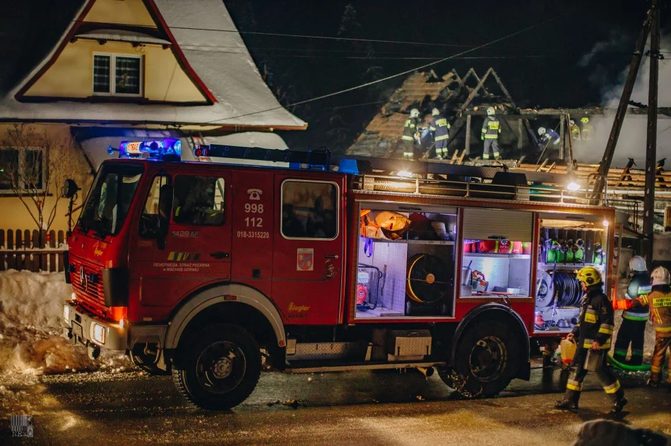 Z ogniem walczyło 43 strażaków - zdjęcie 6