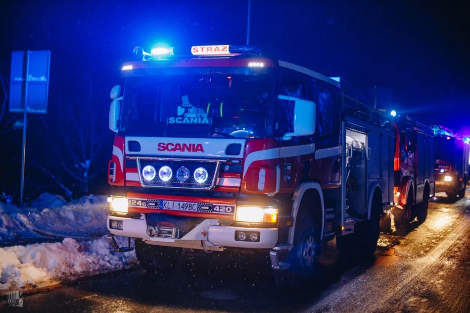 Z ogniem walczyło 43 strażaków - zdjęcie 16