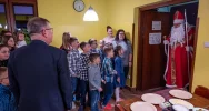 Przywieźli prezenty do domu dziecka na Limanowszczyźnie - zdjęcie 3