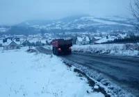 Asfalt położony na śnieg i lód. Mieszkańcy mają obawy - zdjęcie główne