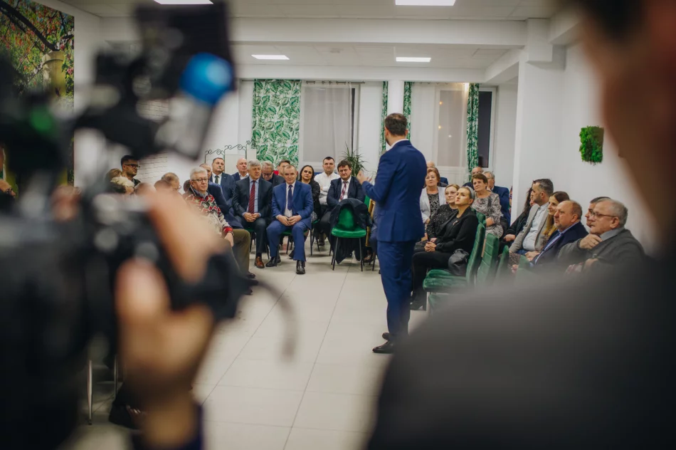Kosiniak-Kamysz w Limanowej o programie "Uczciwa Polska" - zdjęcie 20