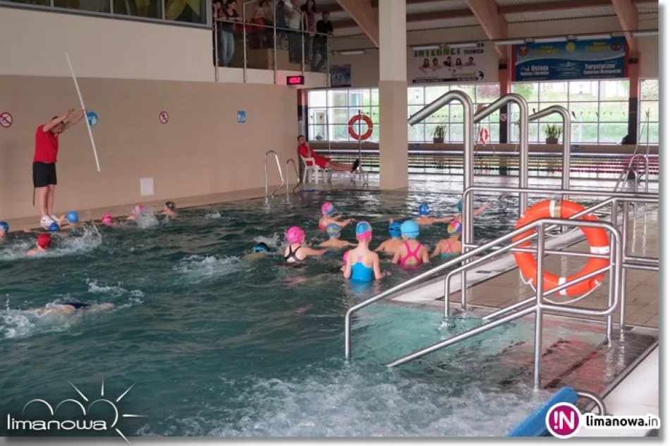 Uczniowie 'Trójki' uczą się pływać! - zdjęcie 3