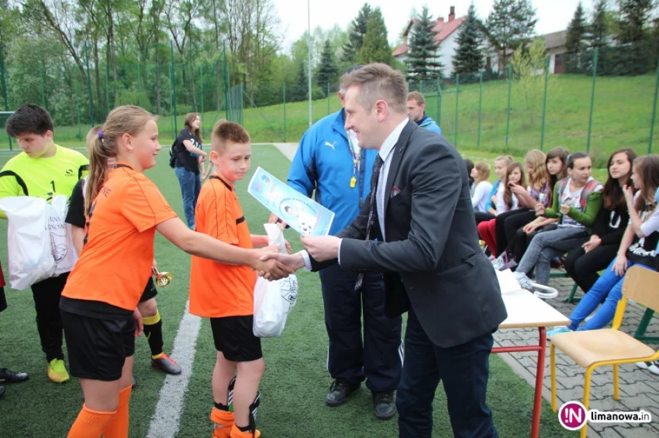 SP Kłodne wygrywa Turniej '7-mki' piłkarskie! - zdjęcie 3