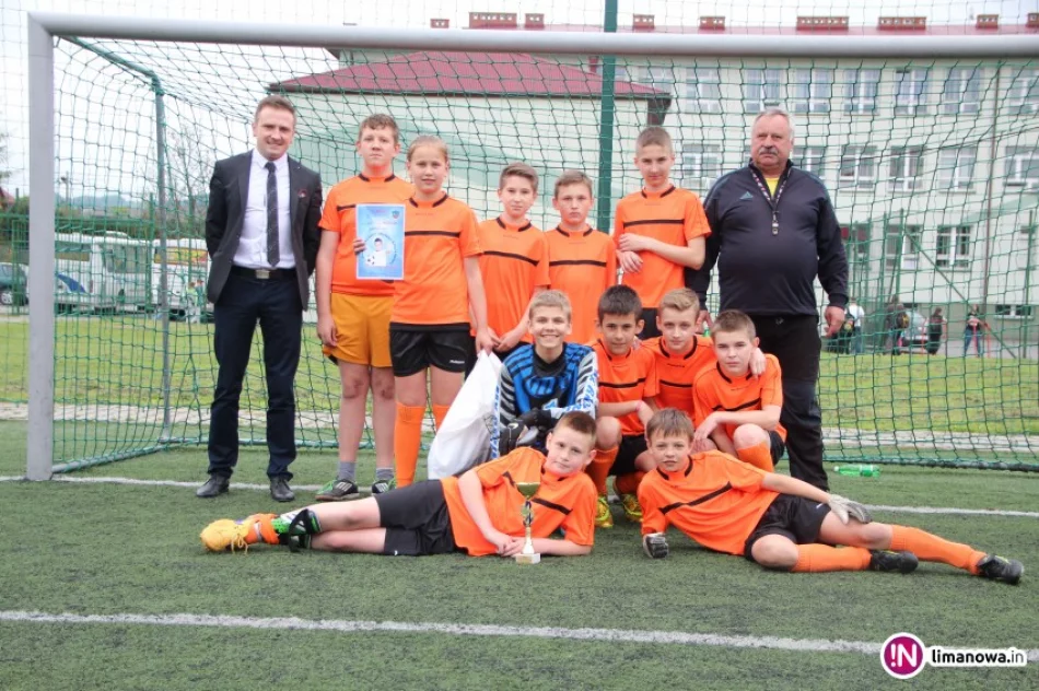 SP Kłodne wygrywa Turniej '7-mki' piłkarskie! - zdjęcie 4