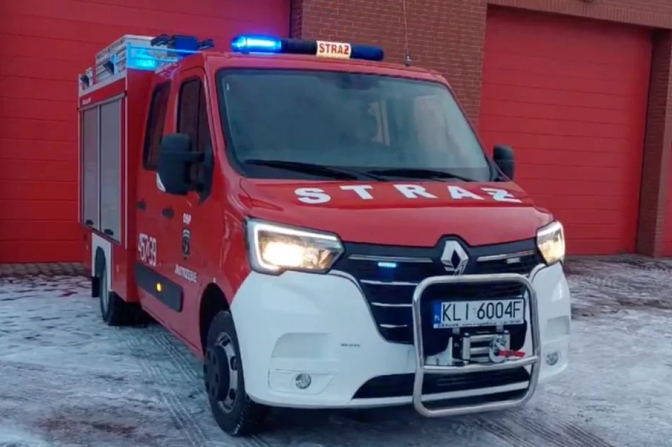 Strażacy odebrali nowy pojazd - zdjęcie 5