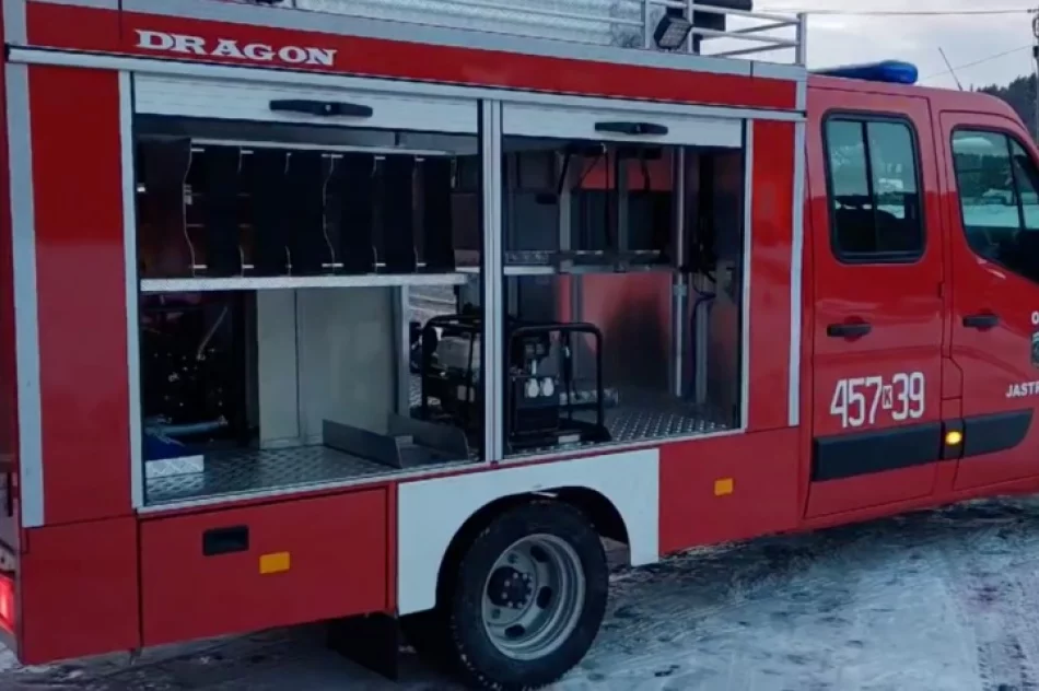 Strażacy odebrali nowy pojazd - zdjęcie 6