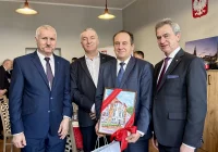 Andrzej Gut-Mostowy otworzył biuro w Limanowej - zdjęcie główne