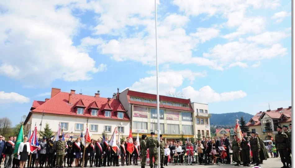 Limanowianie wzięli udział w obchodach rocznicy uchwalenia Konstytucji 3 Maja - zdjęcie 1