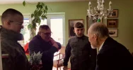 Żołnierze 11 MBOT pamiętali o kombatantach na święta - zdjęcie 2