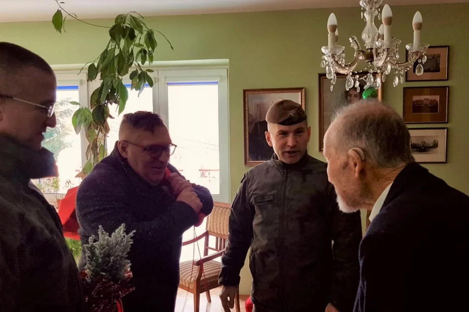 Żołnierze 11 MBOT pamiętali o kombatantach na święta - zdjęcie 2