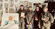 Żołnierze 11 MBOT pamiętali o kombatantach na święta - zdjęcie 4
