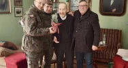 Żołnierze 11 MBOT pamiętali o kombatantach na święta - zdjęcie 5