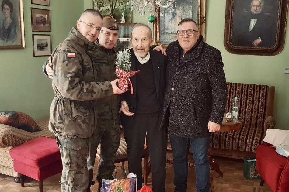Żołnierze 11 MBOT pamiętali o kombatantach na święta - zdjęcie 5