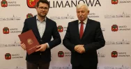 Umowy na budowę nowego mostu oraz remont 50 odcinków dróg podpisane - zdjęcie 5