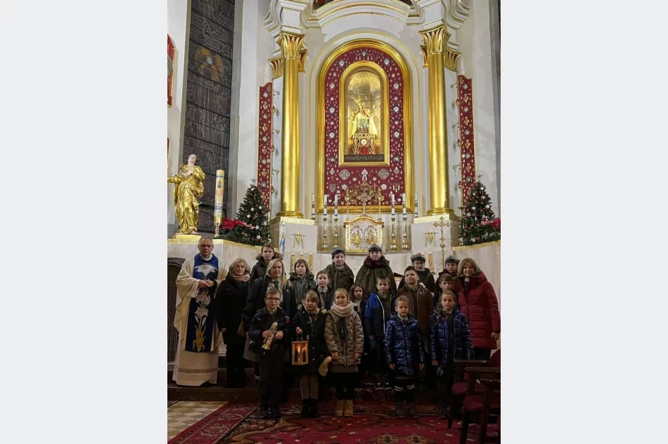 Harcerze wędrowali z Betlejemskim Światłem Pokoju - zdjęcie 6