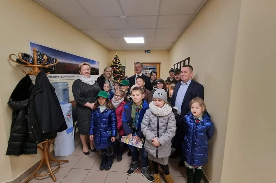 Harcerze wędrowali z Betlejemskim Światłem Pokoju - zdjęcie 7