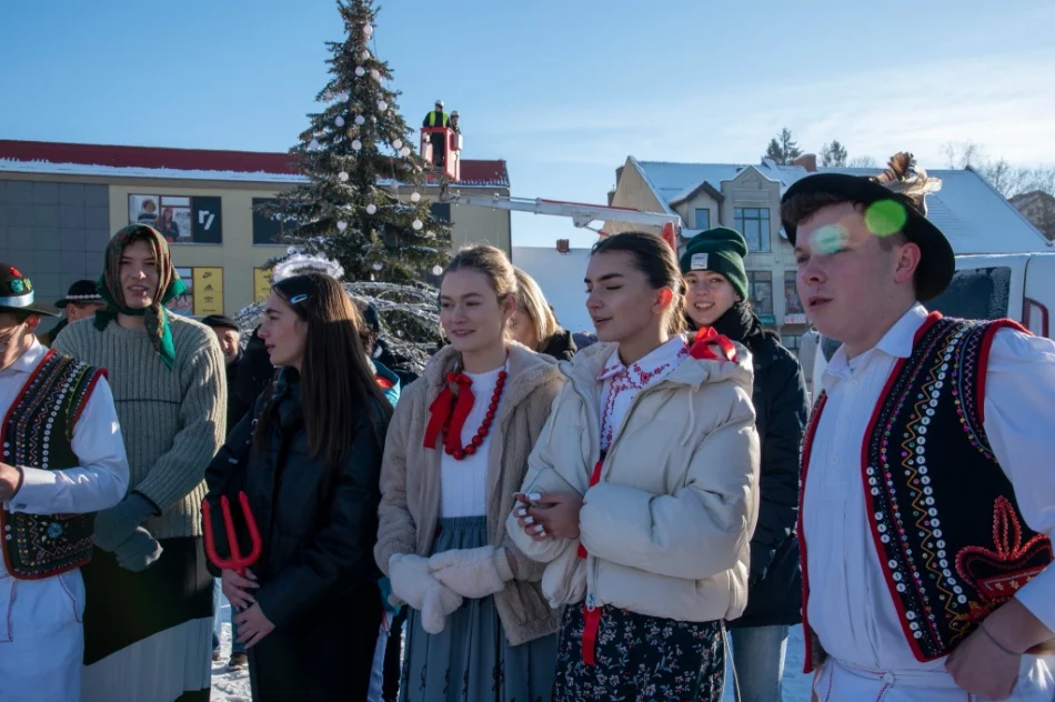 Kolejna edycja świątecznego kiermaszu - zdjęcie 2