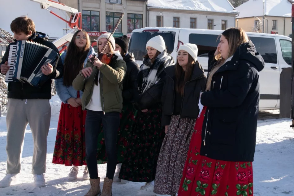 Kolejna edycja świątecznego kiermaszu - zdjęcie 5