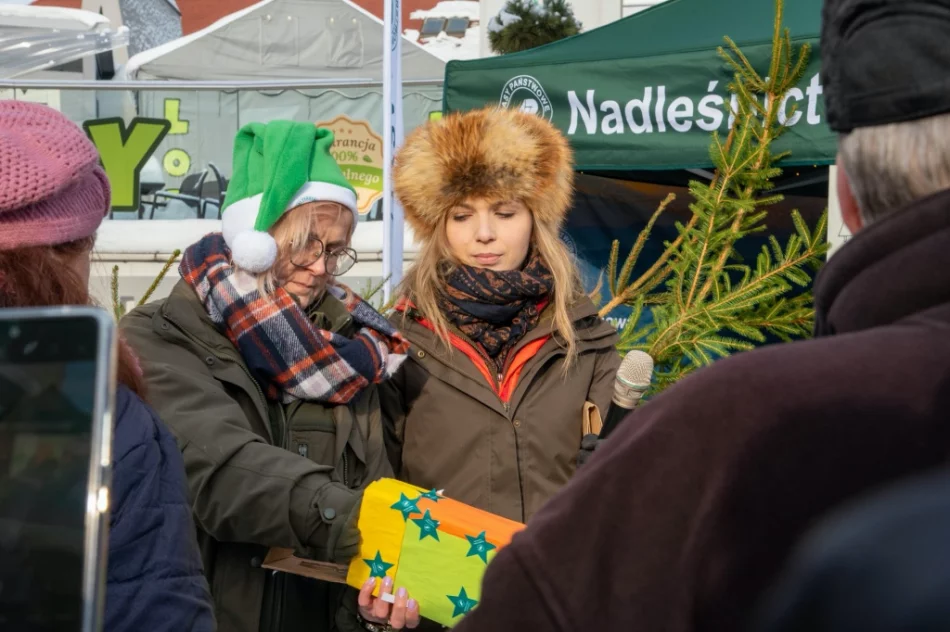 Kolejna edycja świątecznego kiermaszu - zdjęcie 18