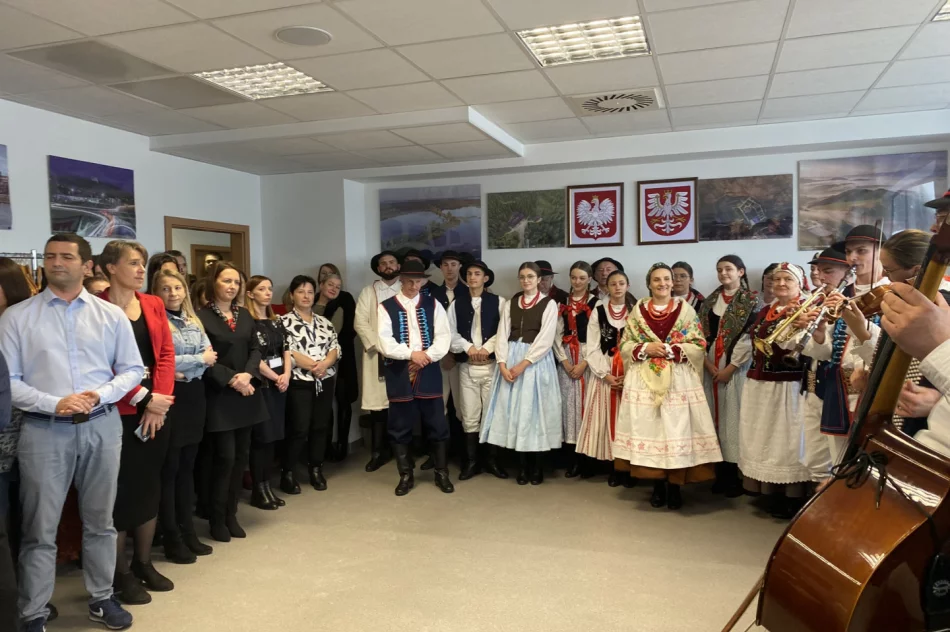 Z kolędą u Marszałka Województwa Małopolskiego Witolda Kozłowskiego - zdjęcie 9