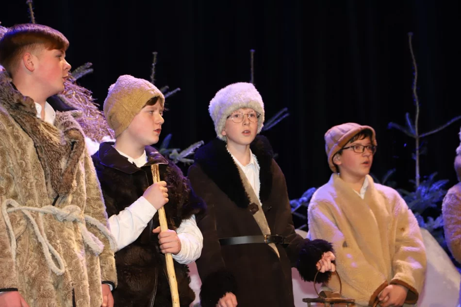 II Międzyszkolny Konkurs Kolęd i Pastorałek „Gore Gwiazda Juzusowi”. - zdjęcie 4