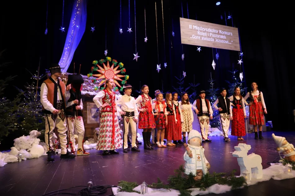 II Międzyszkolny Konkurs Kolęd i Pastorałek „Gore Gwiazda Juzusowi”. - zdjęcie 18
