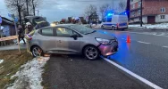 Zderzenie dwóch pojazdów na skrzyżowaniu - zdjęcie 3