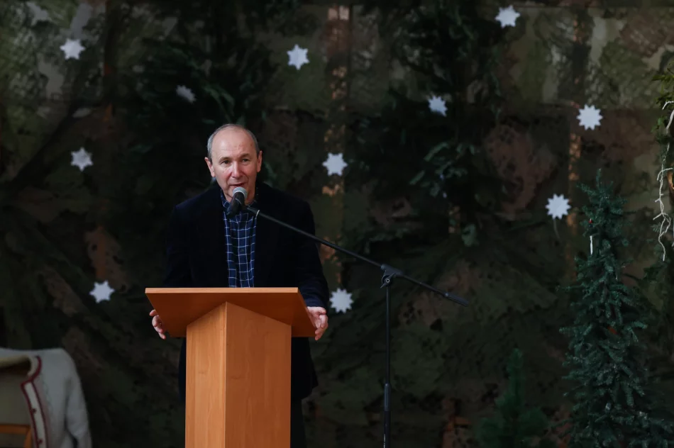 Jasełka dla społeczności szkolnej i zaproszonych gości - zdjęcie 16