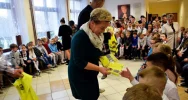 Szkole przekazano defibrylator AED - zdjęcie 3