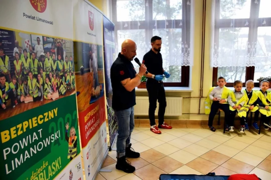 Szkole przekazano defibrylator AED - zdjęcie 10