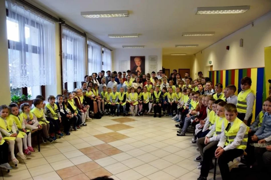 Szkole przekazano defibrylator AED - zdjęcie 14