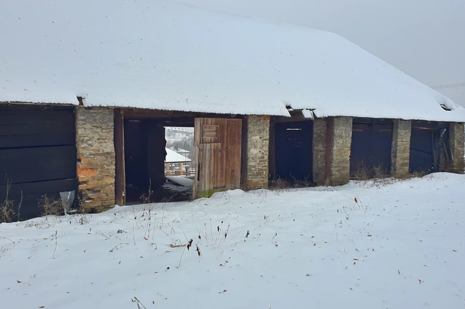 Kiedy zdegradowane budynki podworskie doczekają się odnowienia? - zdjęcie 13