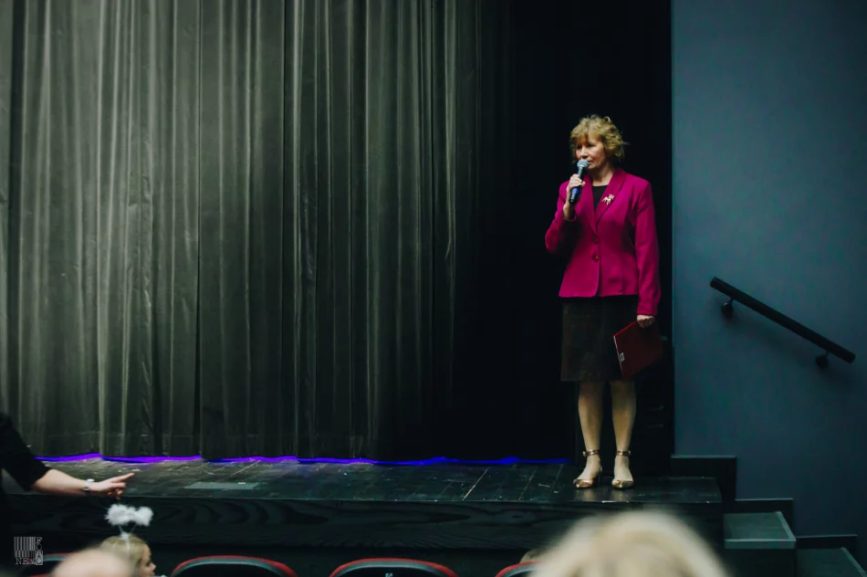 Szkolne Jasełka 2022 w Zespole Szkół Samorządowych nr 1 w Limanowej - zdjęcie 2