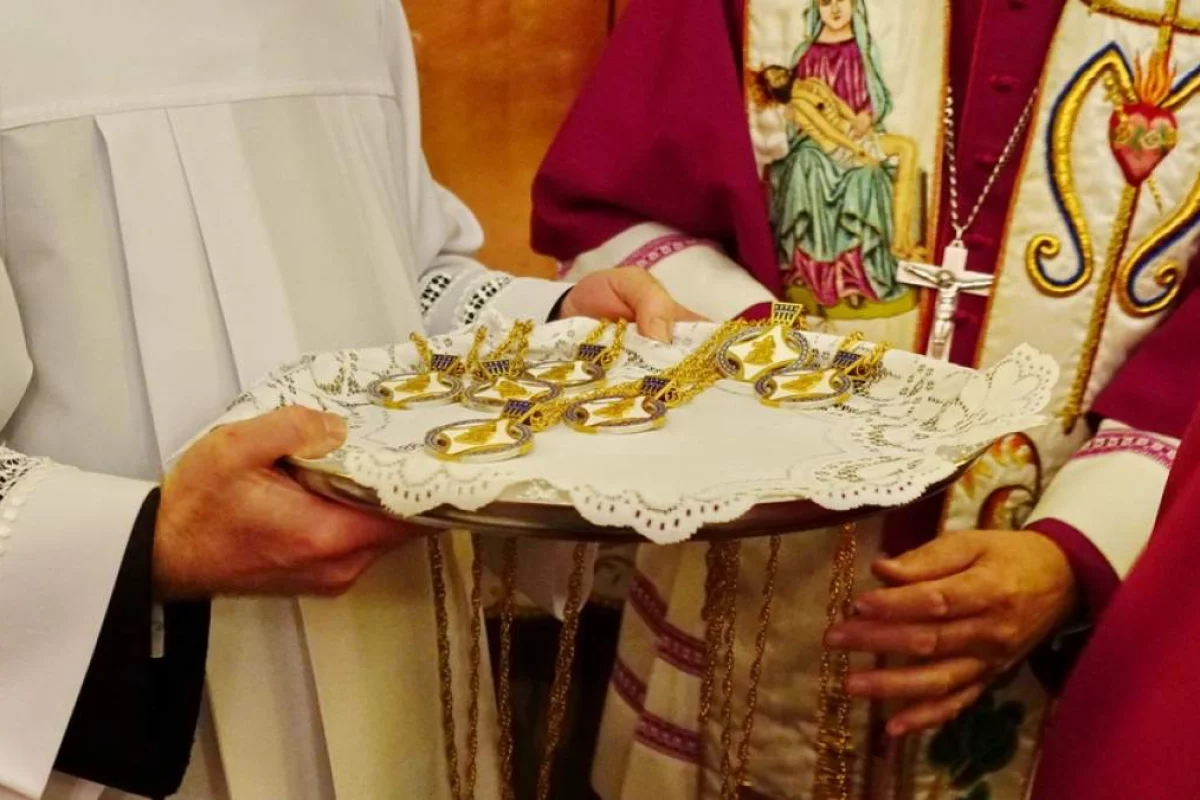 Biskup wręczył godności kapłańskie. Są nowi kanonicy honorowi w Limanowej