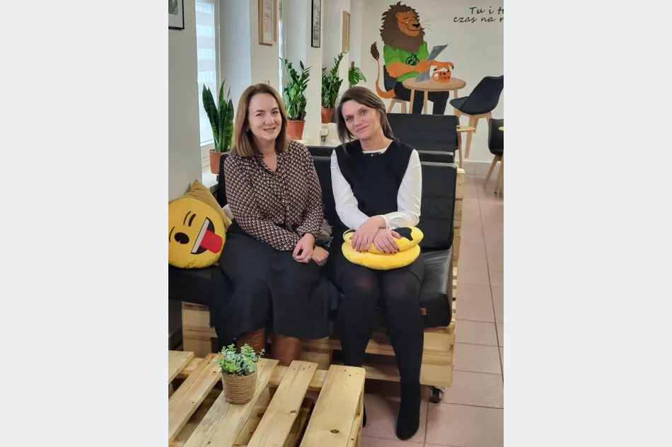 W szkole otwarto strefę relaksu - zdjęcie 7