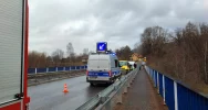 Źle zamocował przyczepę, rozbiła się o inne auto - zdjęcie 3