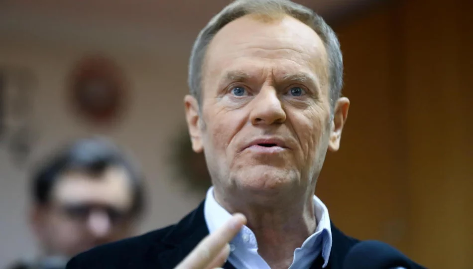 D.Tusk o Rafinerii Gdańskiej: największa afera XXI w. w Polsce; wiceszef MAP: Saudowie kupili tylko 30 proc. udziałów - zdjęcie 1