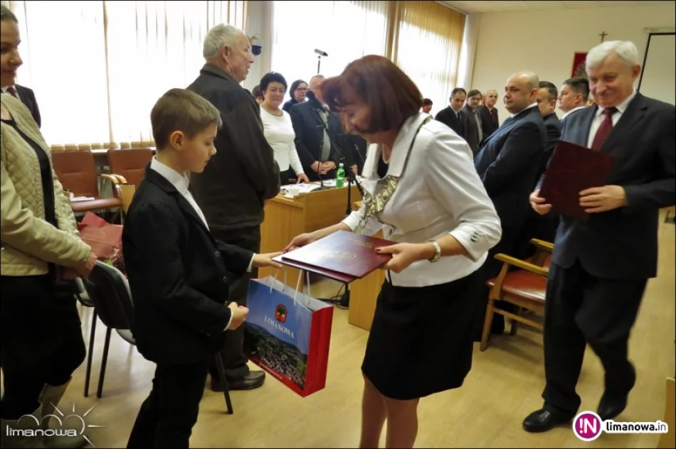 Uroczyste wręczenie Nagrody Burmistrza Miasta Limanowa za wysokie wyniki w sporcie - zdjęcie 4