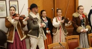Kolędnicy z Zespołu „Limanowianie” na sesji Rady Miasta - zdjęcie 4