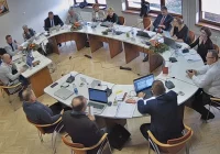 "Pan dyscyplinuje radnych na wzór Korei Północnej" - zdjęcie główne