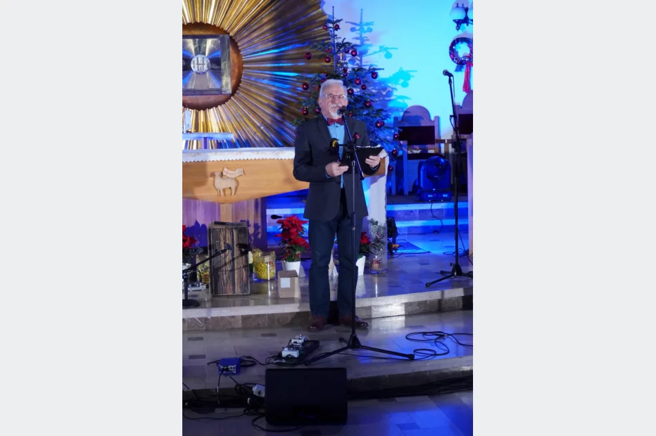 W Męcinie kolędowali razem z Zespołem Pogwizdani! - zdjęcie 4