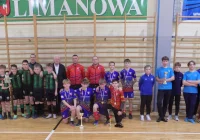 Limanowianie napotkali mocny opór Uranu - zdjęcie główne